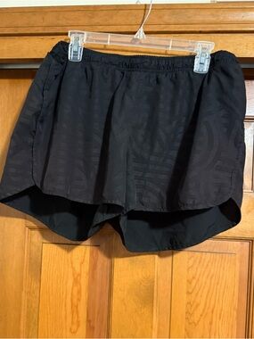 Black Old Navy Active Athletic Shorts